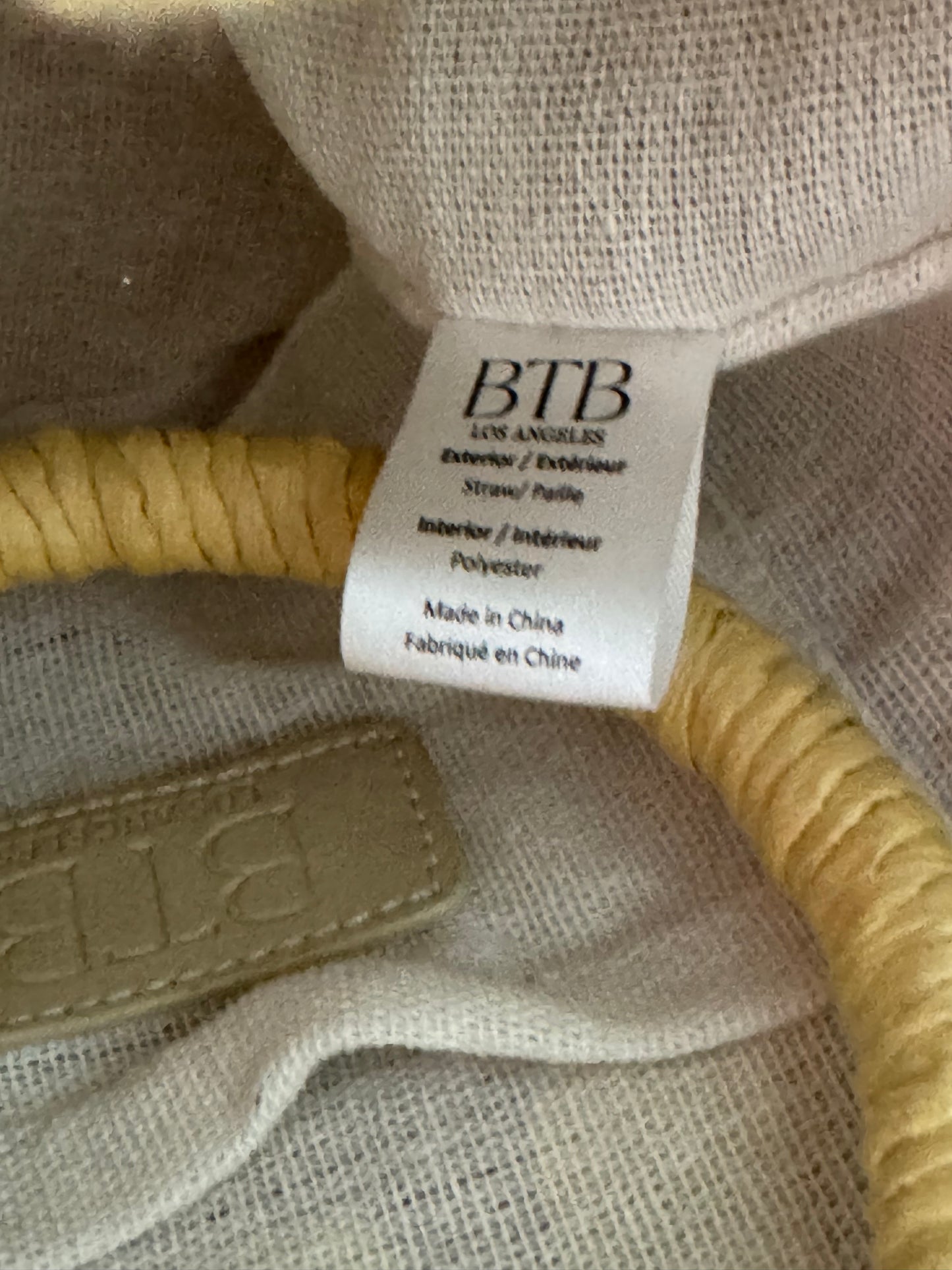 Liv Bucket Bag in Natural
BTB Los Angeles