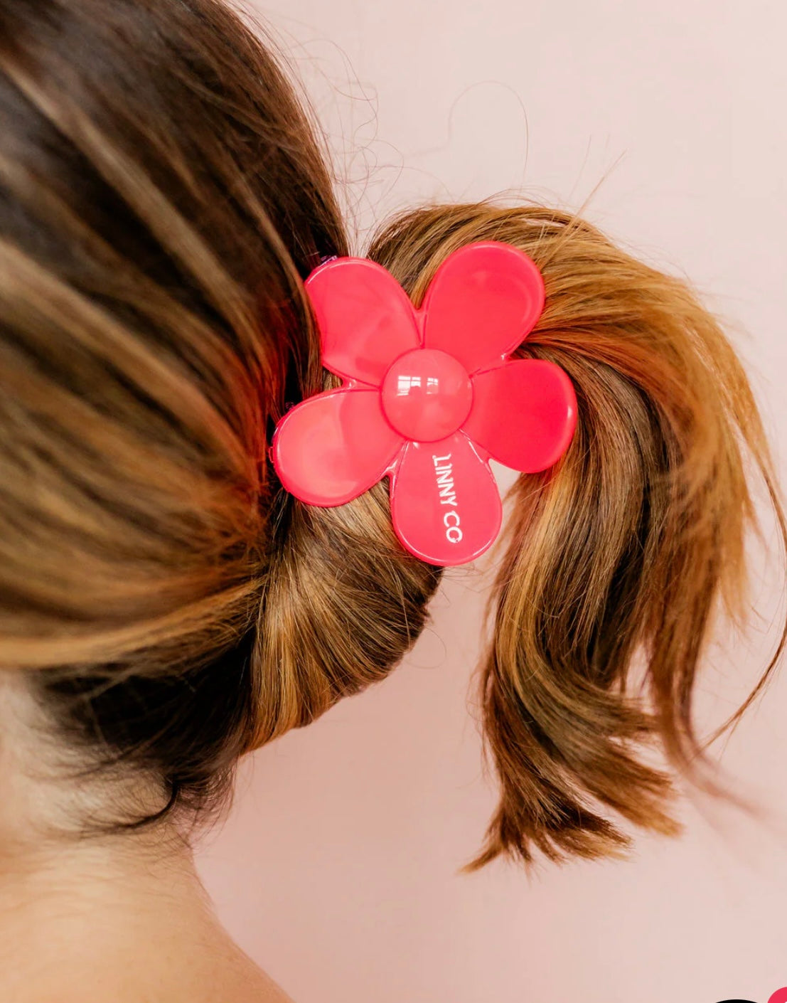 Gigi Neon Pink Hair Clip