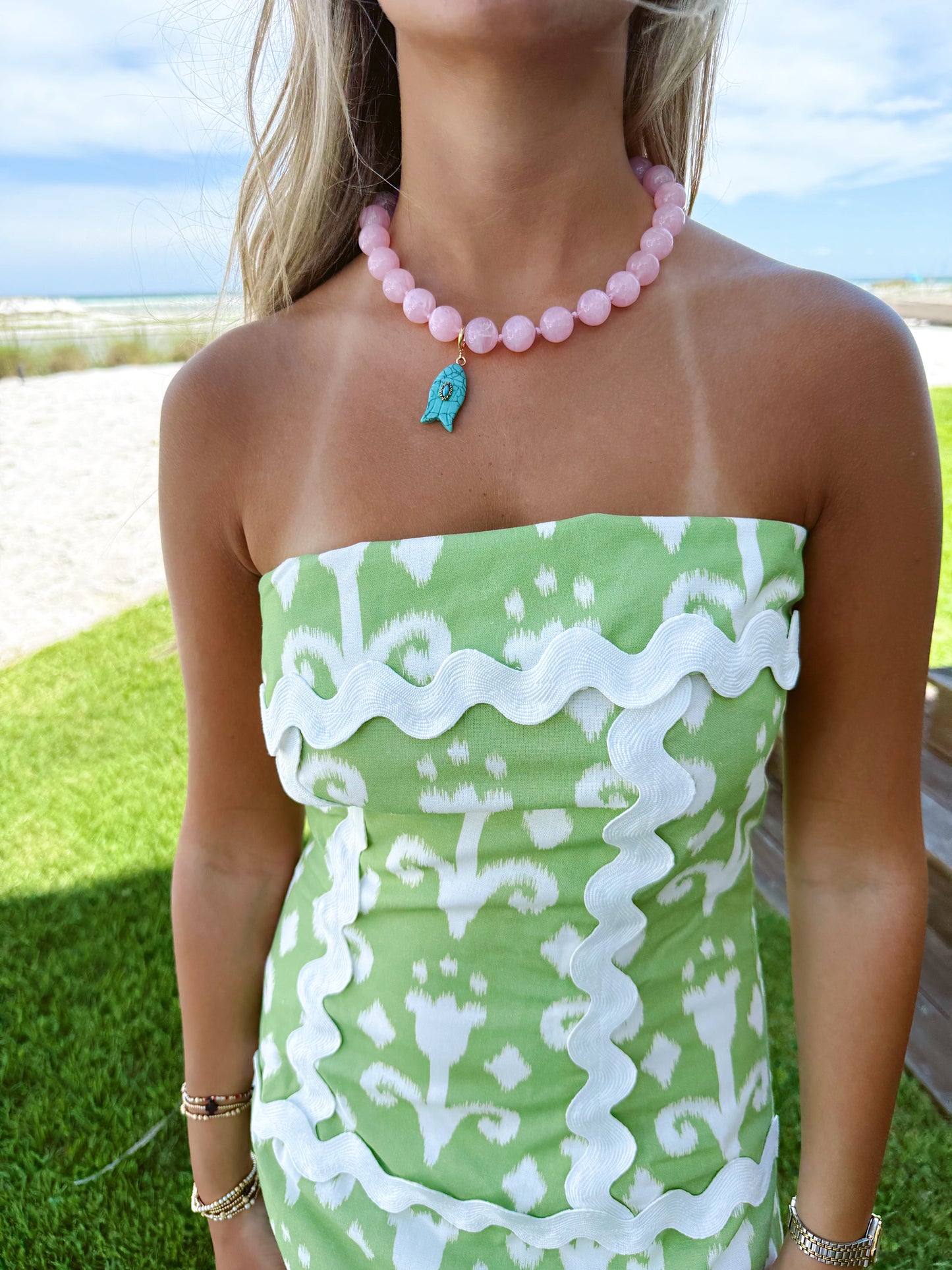 Kiawah Beaded Fish Charm Necklace - Pink