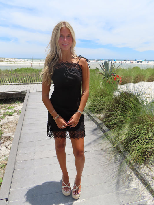 Betsy Mini Dress - Black