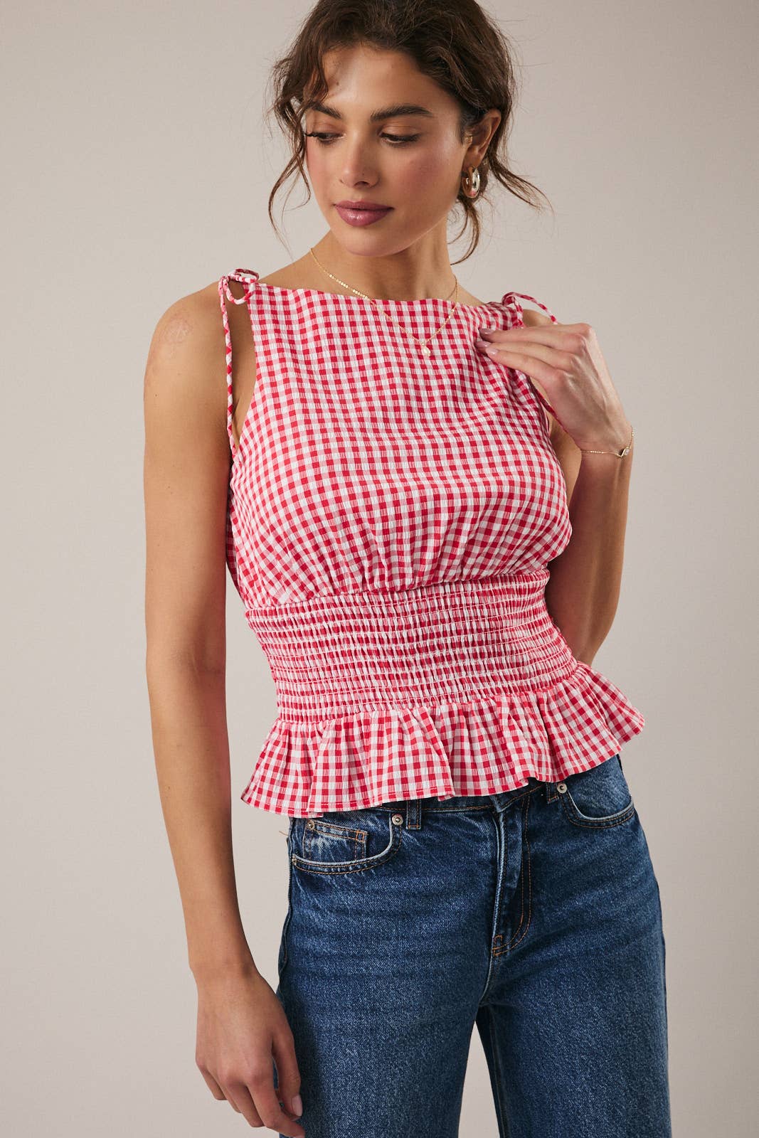 BOAT NECK SLEEVELESS SMOCKED GINGHAM PLAID TOP